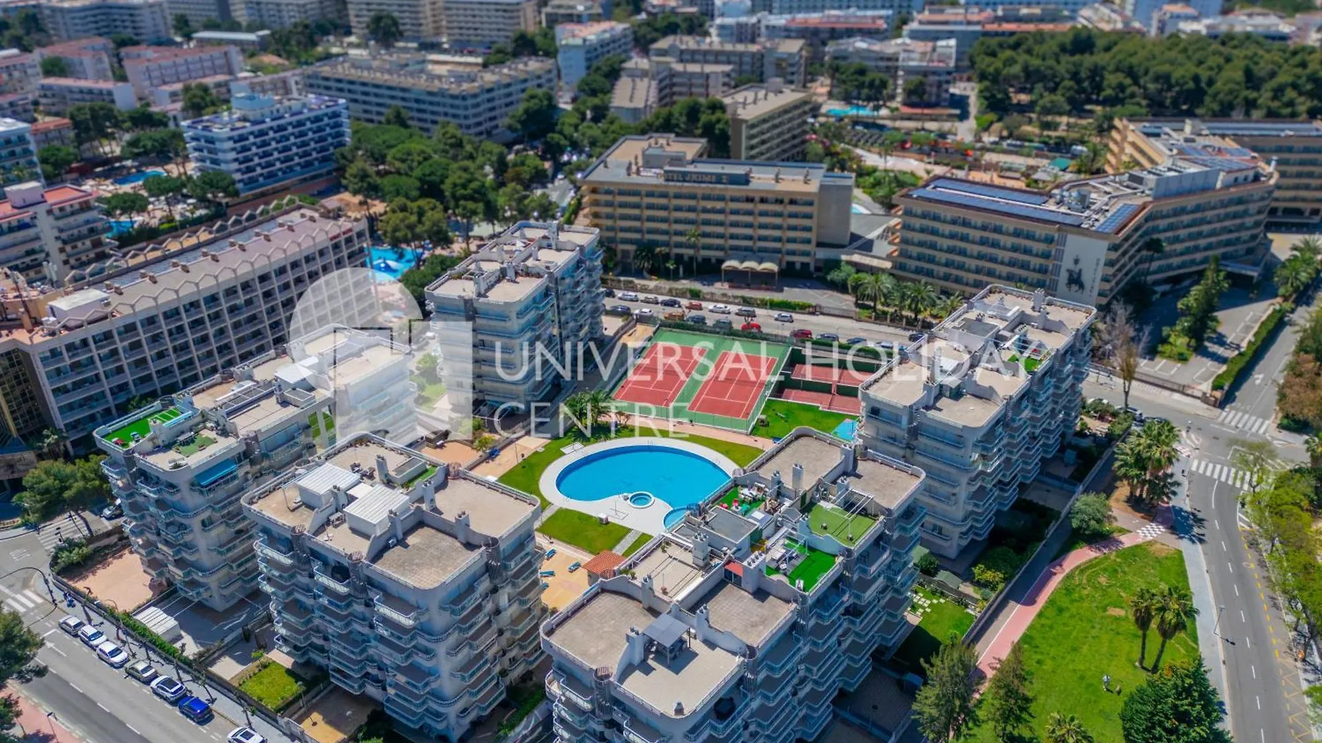 Uhc Larimar Family Complex Superior Apartment Salou