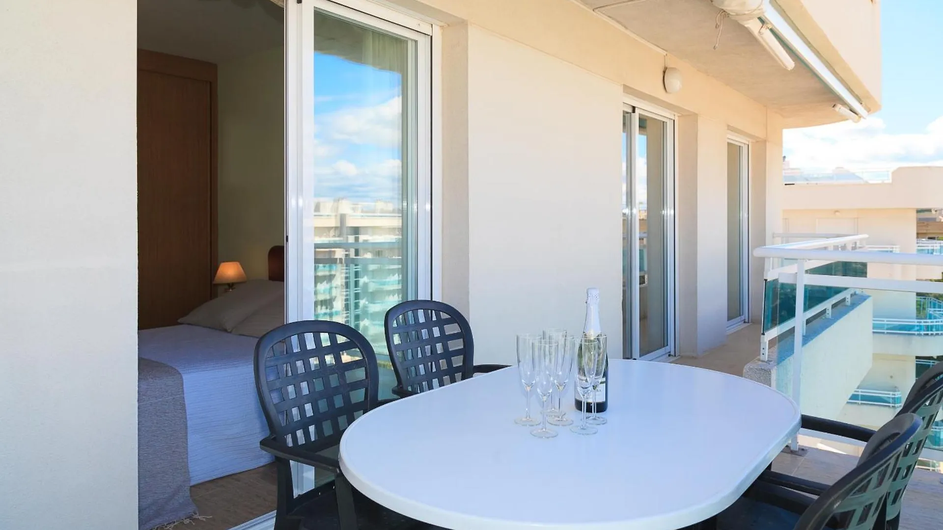 Uhc Larimar Family Complex Superior Apartment Salou 0*,  Spain
