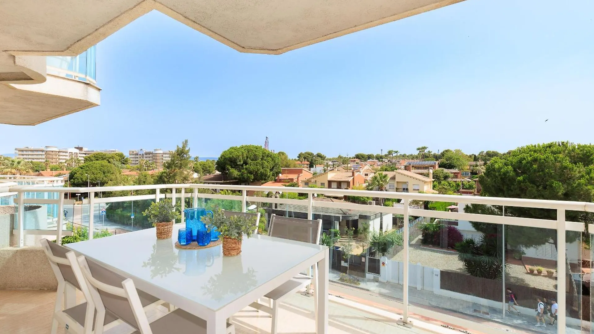 Uhc Larimar Family Complex Superior Apartment Salou
