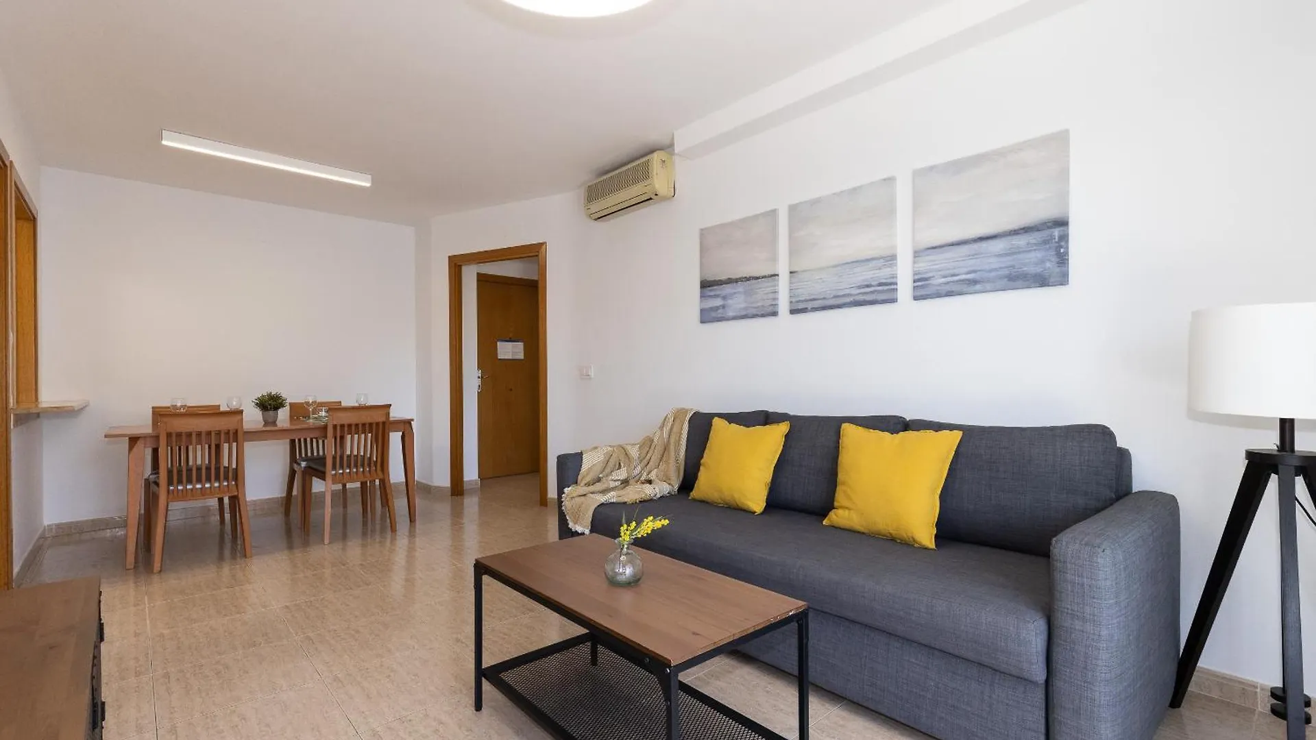 Uhc Larimar Family Complex Superior Apartment Salou Spain
